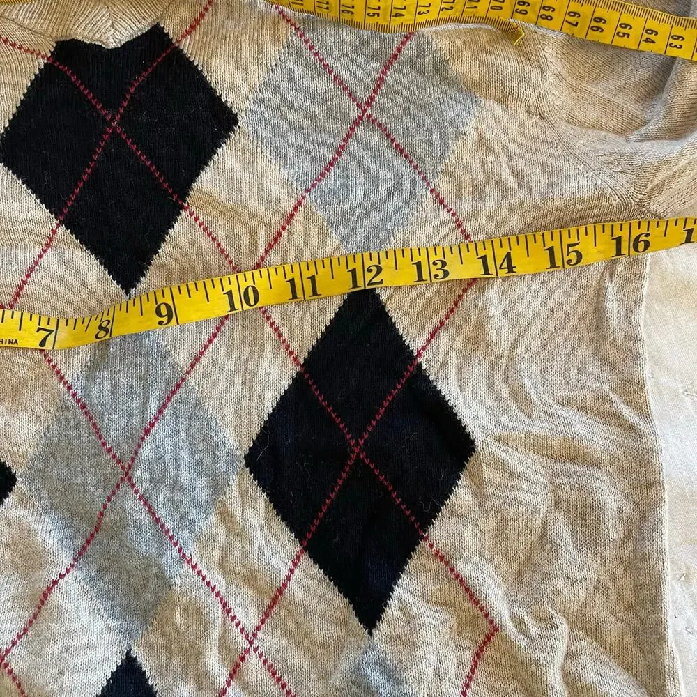 The Children's Place Boys‎ Tan Argyle V-Neck Sweater Size 7/8 Medium